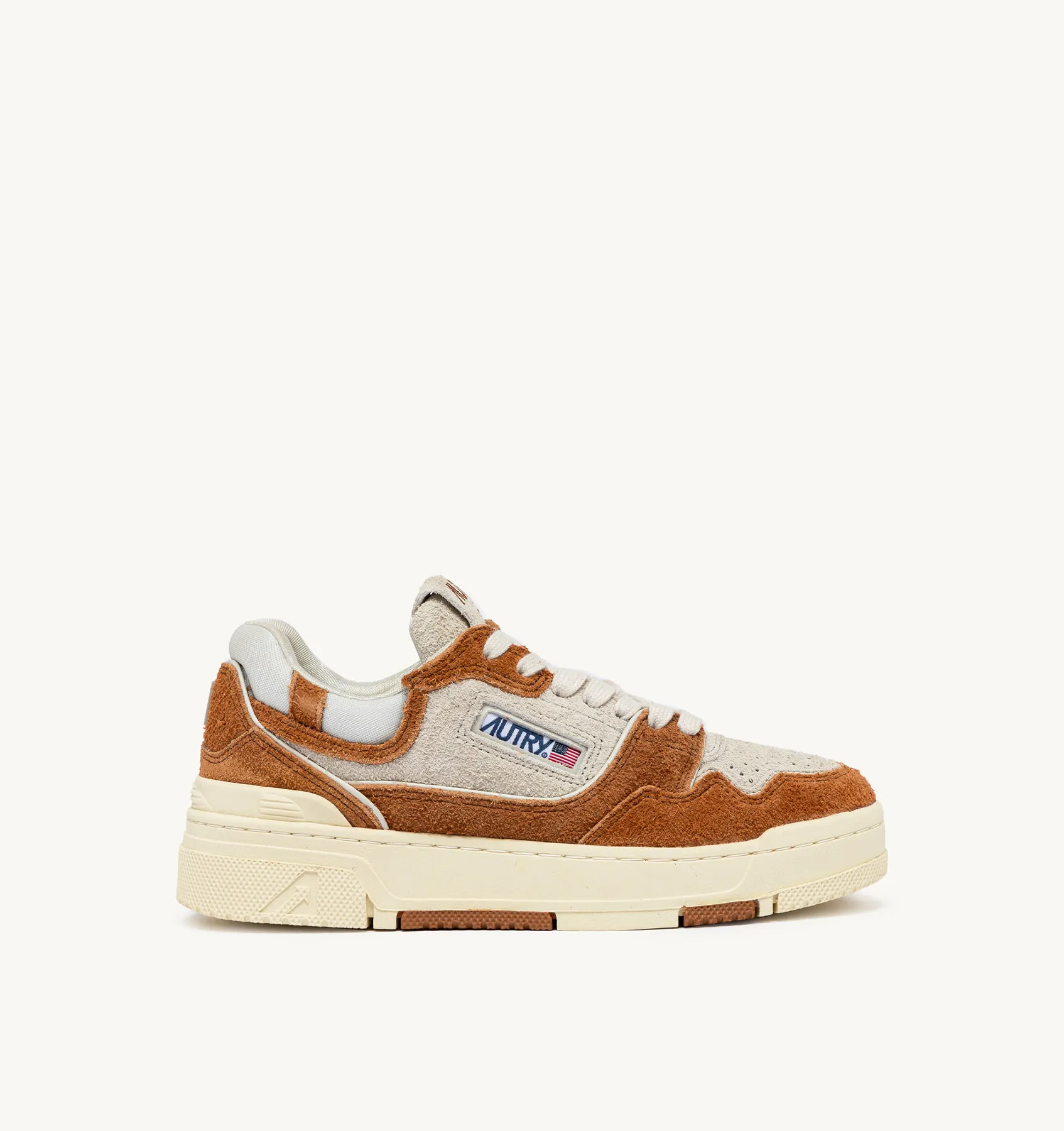 AUTRY NEW ARRIVALS WOMAN WOMAN  CLC LOW SNEAKERS IN CREAM AND TERRACOTTA LEATHER AND MESH