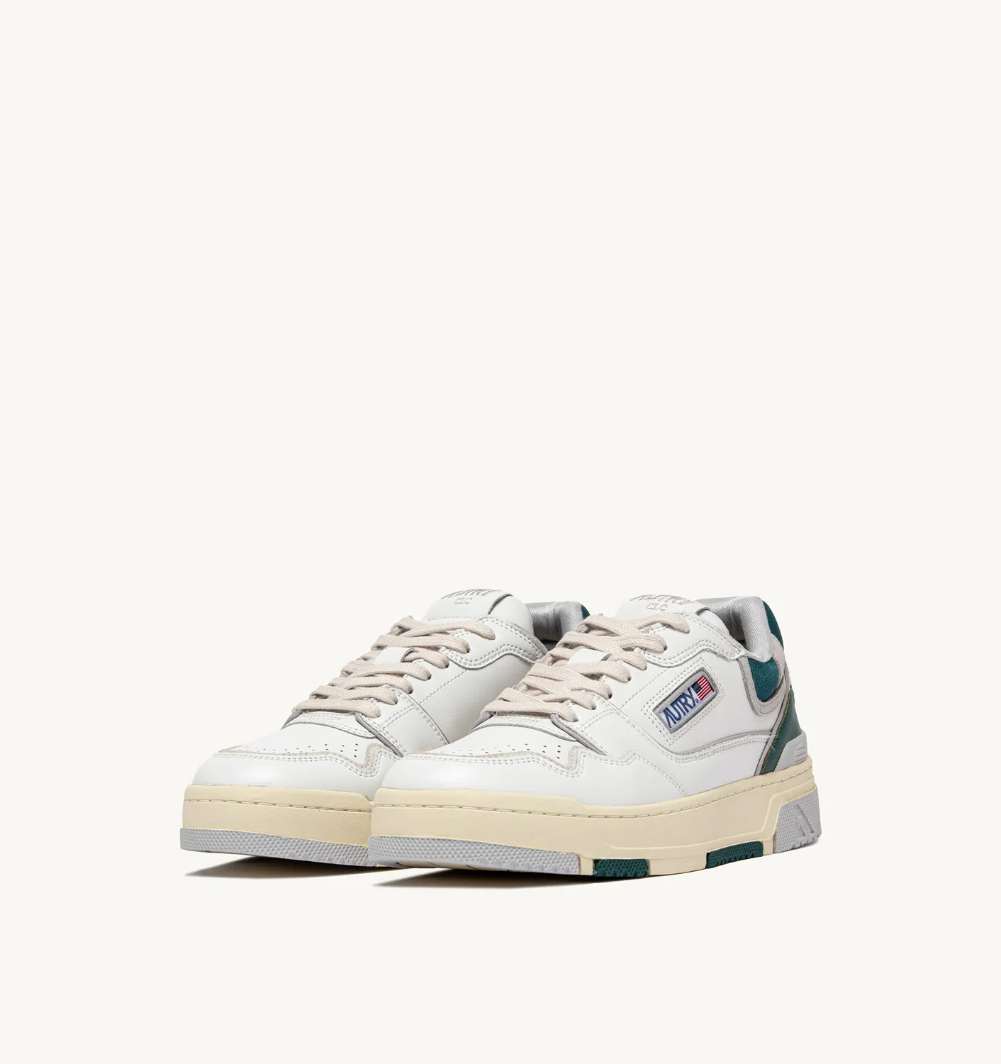 AUTRY SNEAKERS MAN  CLC LOW SNEAKERS IN WHITE AND GREEN LEATHER AND VAPOR SUEDE