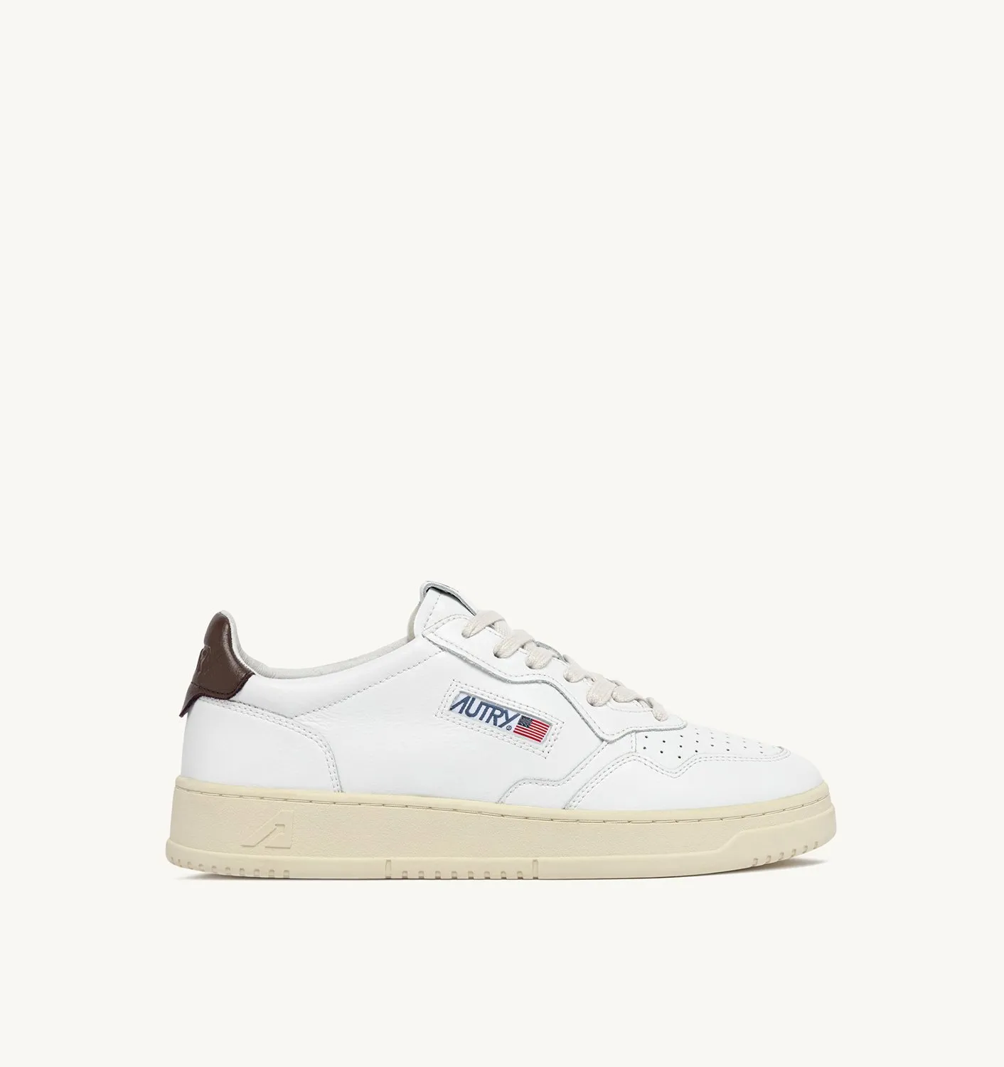 AUTRY SNEAKERS MAN  MEDALIST LOW SNEAKERS IN WHITE AND BROWN LEATHER