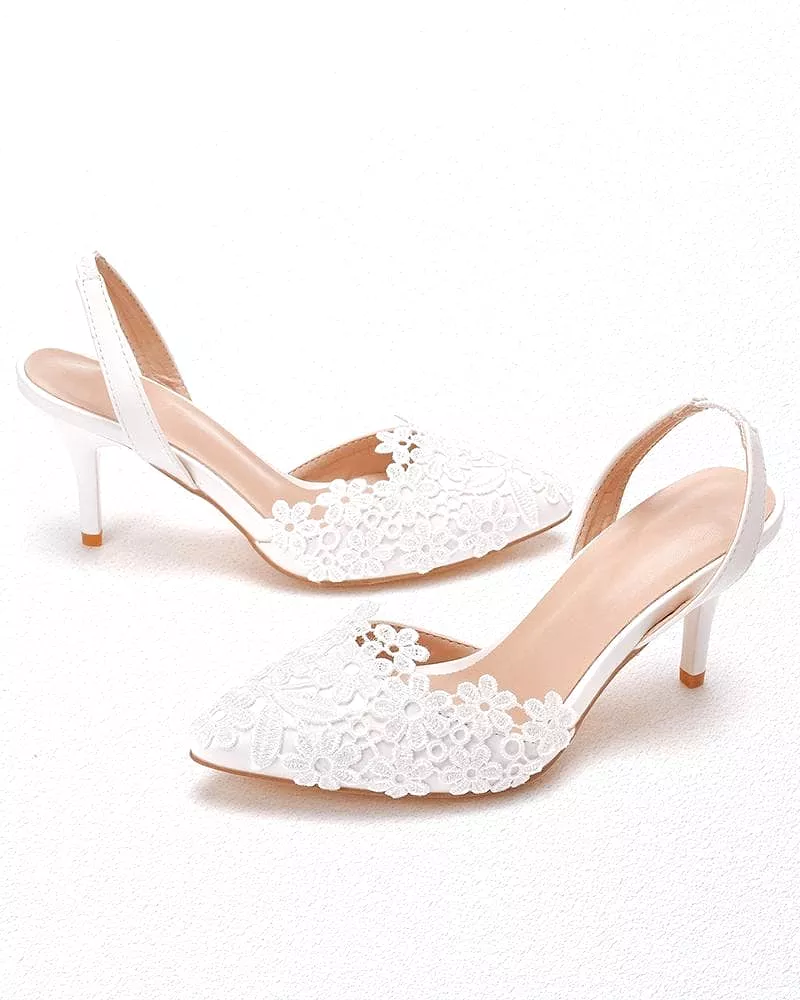 Eelgant Lace Gore Heels