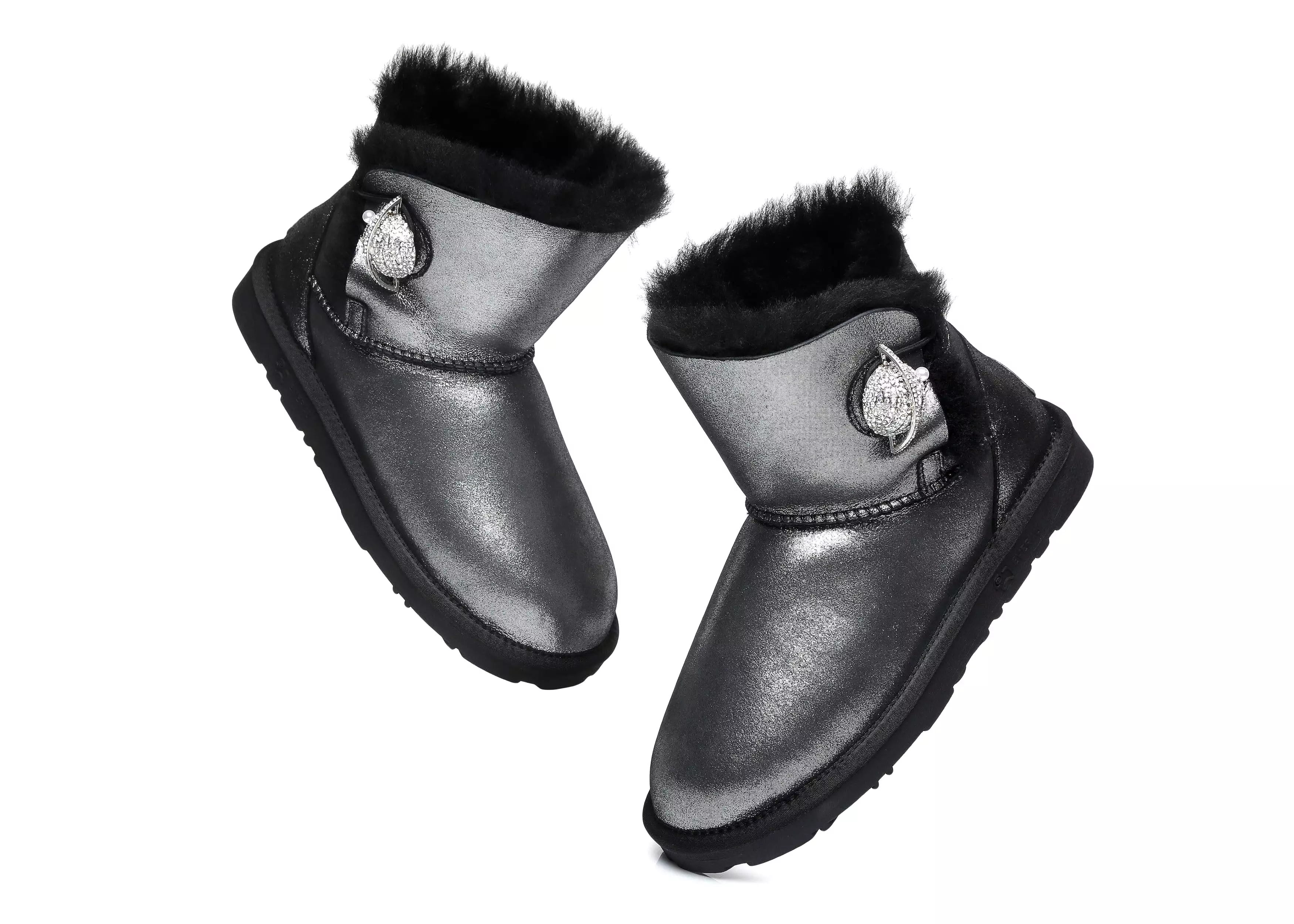 EVERAU Mini Metallic Single Button Sheepskin Boots Women Jupiter