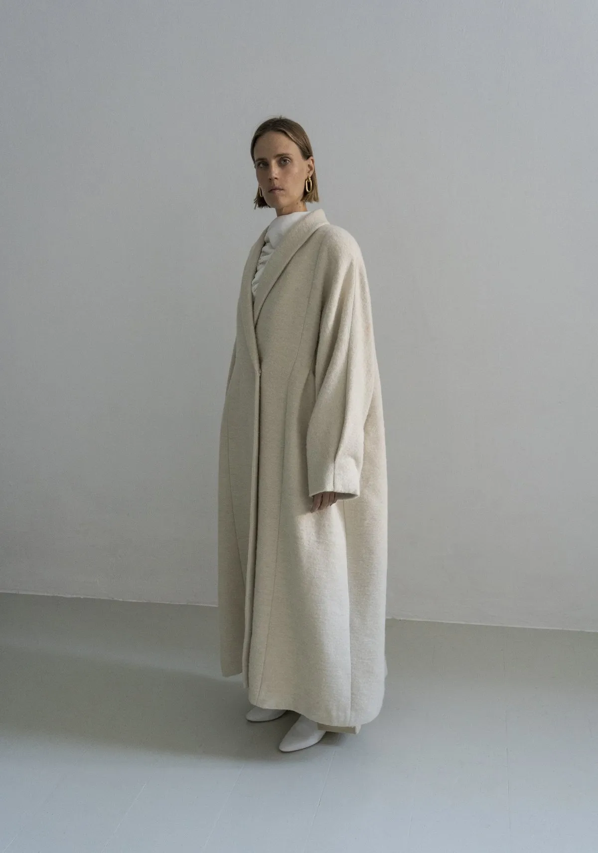 KOSIV HEMP WOOL OVERSIZE COAT - CREAM 