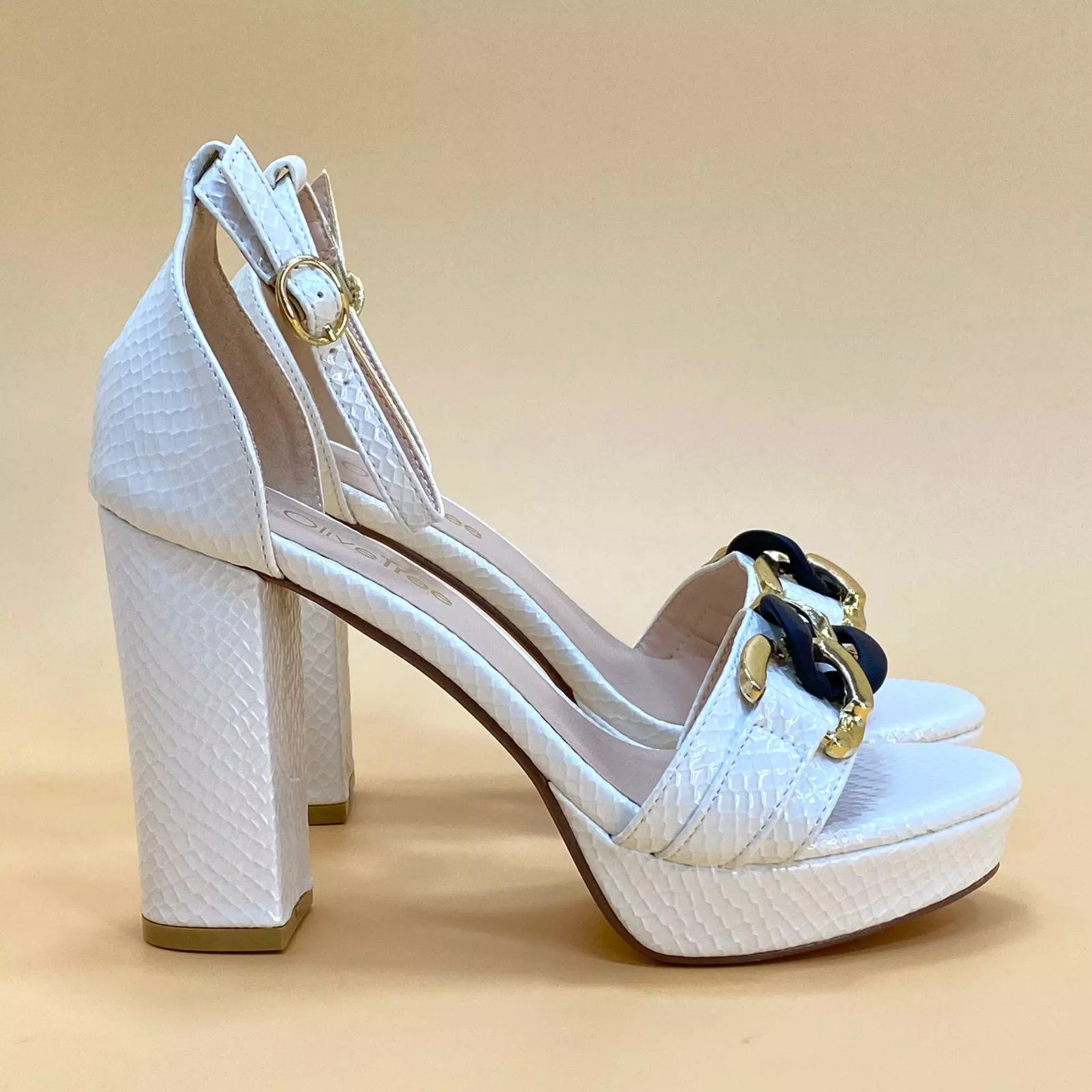 NEW ,  WOMEN SANDAL HEELS W328