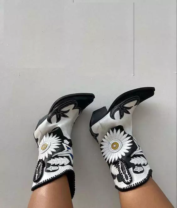 Western Boots Women Fashion Flower Design Girls Cowboy Cowgirl Boots 2023